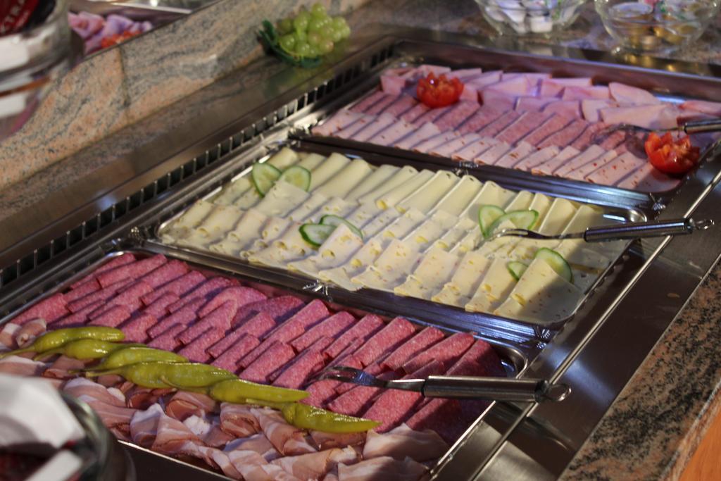 Aparthotel Astro - Nichtraucherhotel Stuttgart Ngoại thất bức ảnh